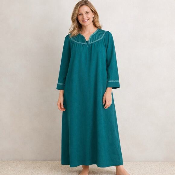 Adonna Terry Robe Adonna | Intimates & Sleepwear | Vtg Adonna 55 Long Med Robe Usa Made ...